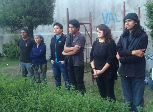 Autores del mural sobre trata y tráfico.