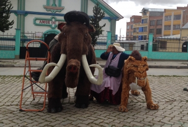 Estudio de fotos al aire libre en la 16 de Julio, El Alto.