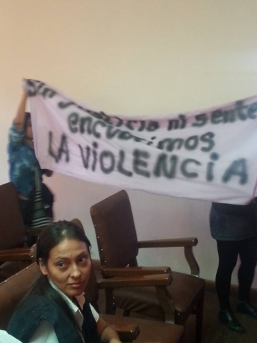 Aplazan el juicio de Renee porque los testigos son maestros y están de festejo