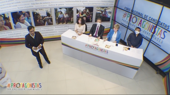 Tratar el tema del aborto como un asunto de salud pública y el respeto al Estado laico, las coincidencias en el 2do Foro Nacional de Candidat@s