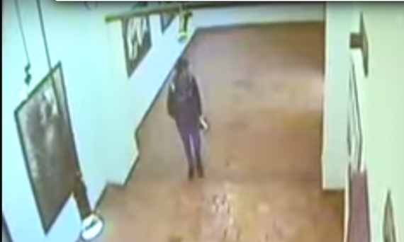 Imagen capturada del video de las cámaras del museo Tambo Quirquincho difundido por Unitel