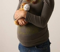 Colegios y centros de salud vulneran derechos de adolescentes embarazadas