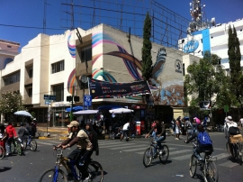 Los ciclistas toman la ciudad.